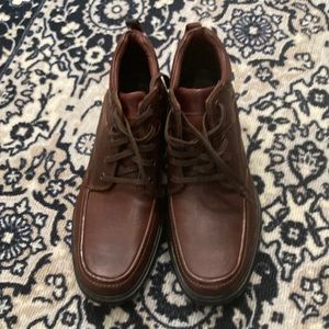 Mens Johnston and Murphy new boots